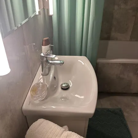 דירה Cozy V&s With Two Bedrooms