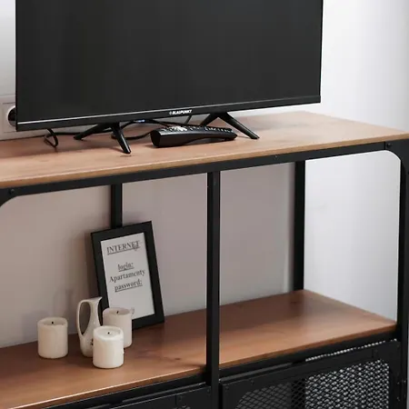 Cozy V&s With Two Bedrooms *